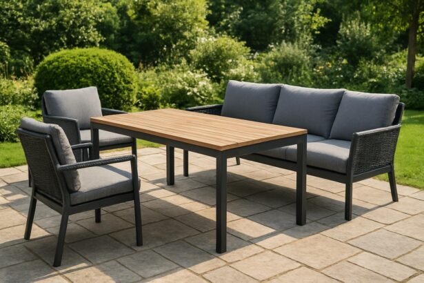Modern kerti bútor szett fém és fa kombinációval, időjárásálló kialakításban.